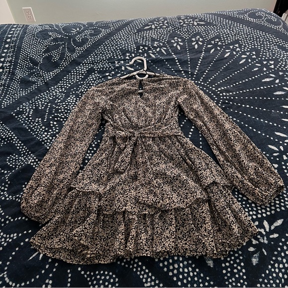 JAPNA | Long Sleeve Mini Dress - Picture 3 of 5